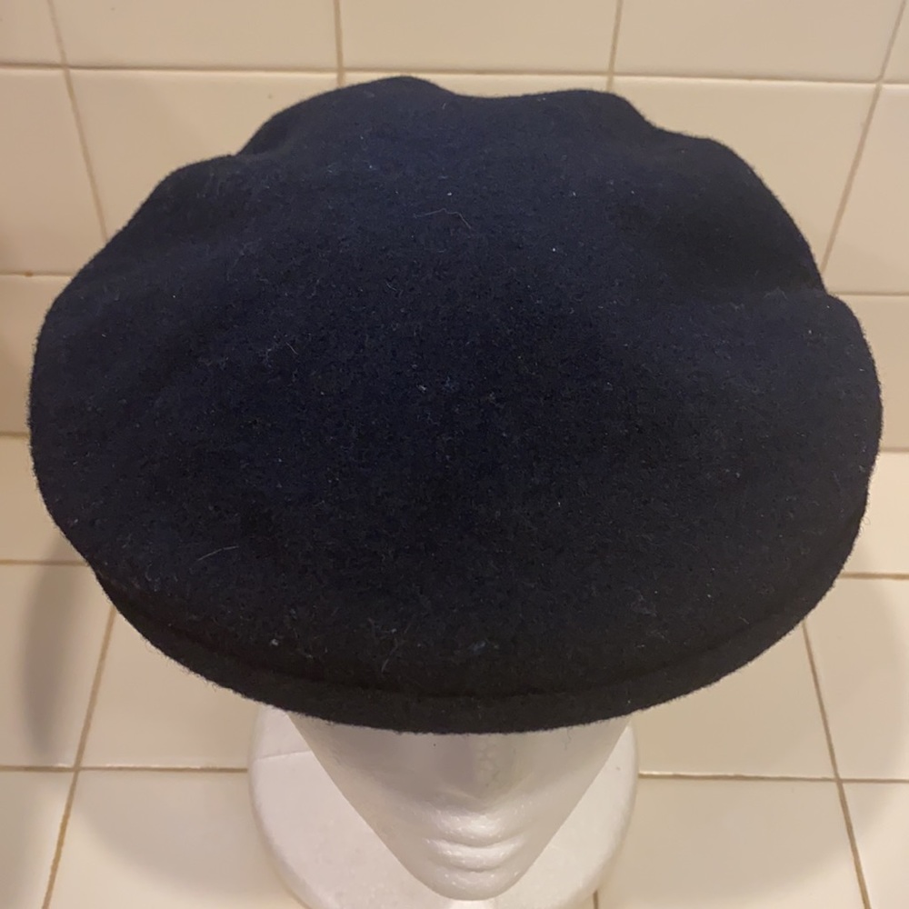 Kangol Cap Style Hat In Good Condition Black - image 2